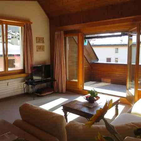 Chesa Rosatsch Apartament Surlej