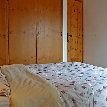 Chesa Rosatsch Apartman *